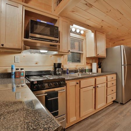 Ernie Cabin Wauhatchie Woodlands Tiny Cabin Чаттануга Экстерьер фото